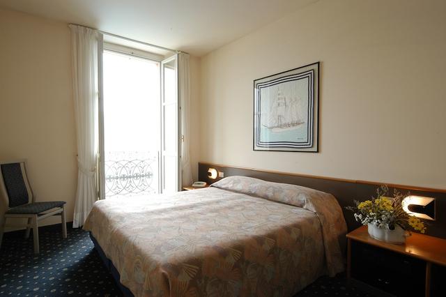 Double or Twin Room, Lake View