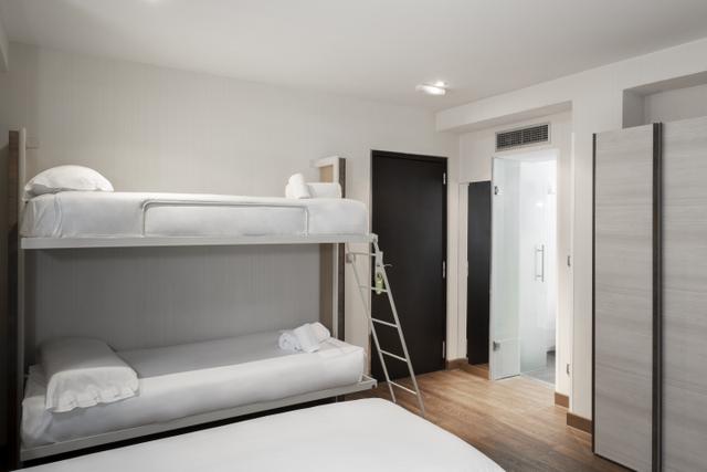 QUADRUPLE ROOM